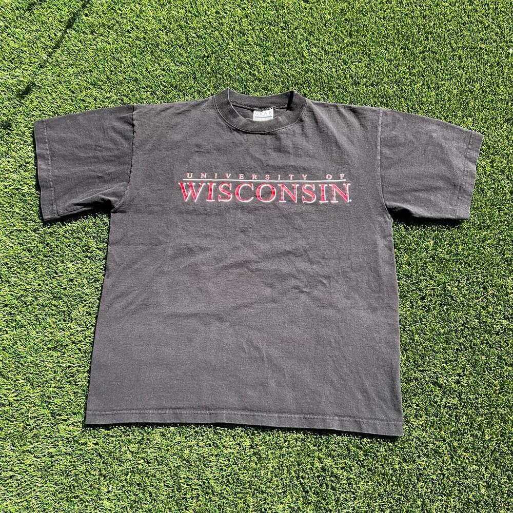 Vintage 90s Gear For Sports Big Cotton University Of Wisconsin Single-Stitch Tee